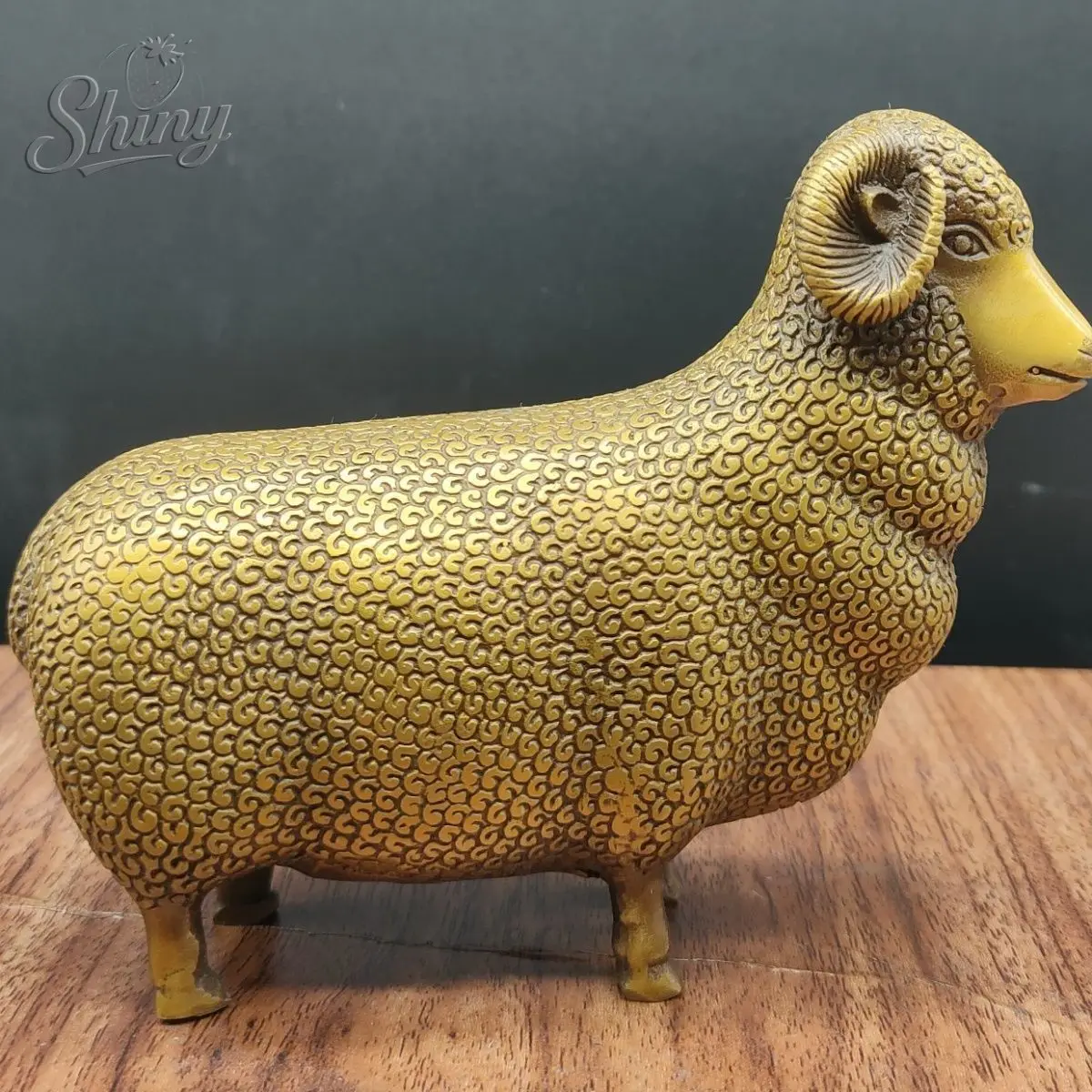 2 قطعة الأغنام العتيقة النحاس اثني عشر زودياك مكتب منزلي سطح لوحة التميمة محظوظ الأغنام الذهبية غرفة المعيشة الديكور