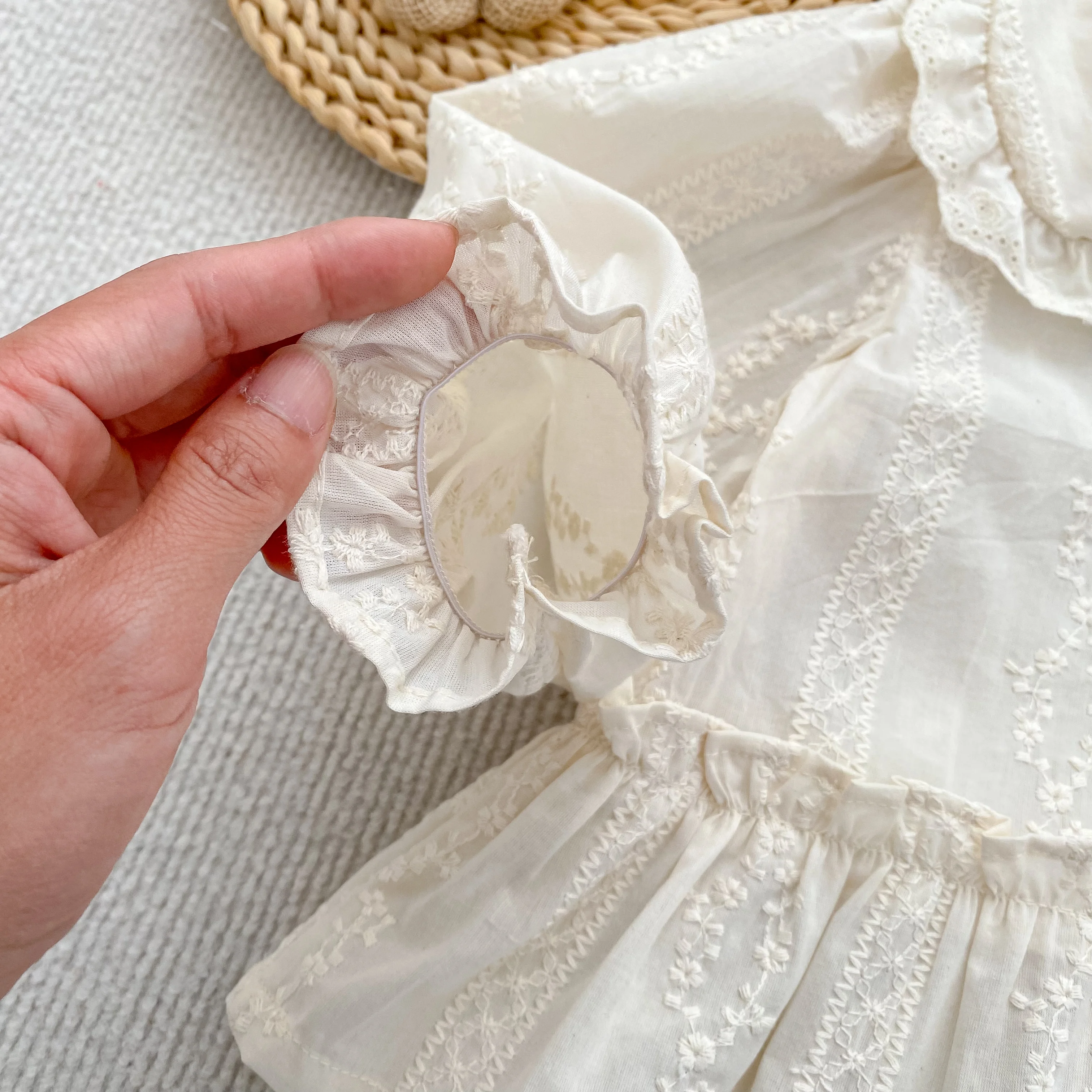Koreanischer Stil Baby-Mädchen Spitzenbluse mit Puppenkragen, Herbst Langarm-Rüschenhemd, Besticktes Rüschen-Prinzessinnen-Oberteil für Kinder, Lässiges Top – Detail 11