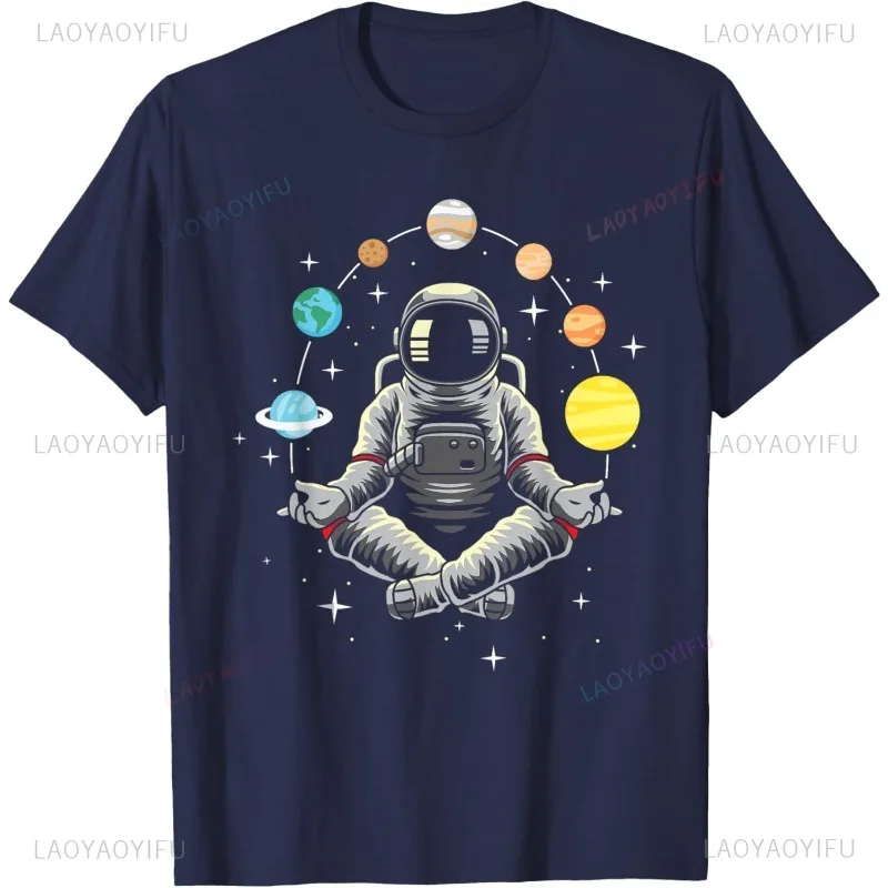 Meditating Astronaut - Galaxy Spaceman Astronomer Cosmos T-Shirt Cotton Casual Fashion Loose Harajuku Tshirt Streetwear Man Tees