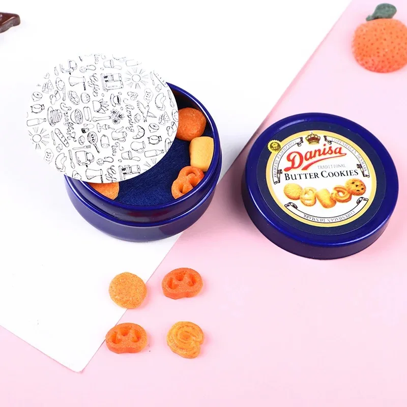 1 قطعة 1/12 دمية مصغرة الدنماركية كوكي الأزرق القصدير صندوق نموذج مجموعة اكسسوارات المطبخ ل بيت الدمية ديكور الاطفال اللعب هدية