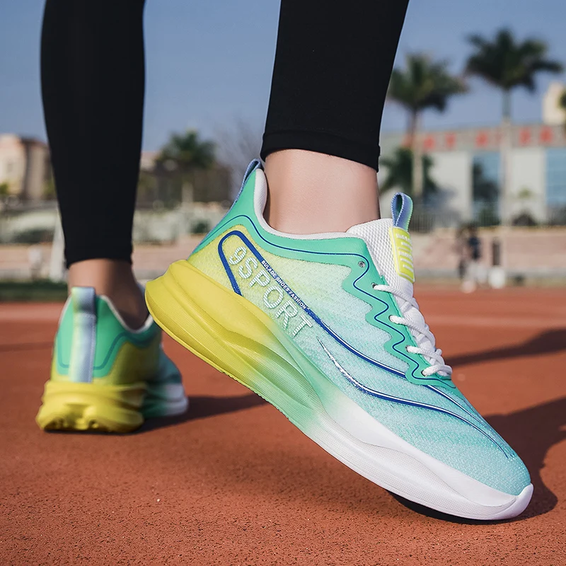 Sepatu Lari Pria Sepatu Kasual Nyaman Anti Selip Jaring Udara Pria Sepatu Jalan Pria Bersirkulasi Olahraga Bertali