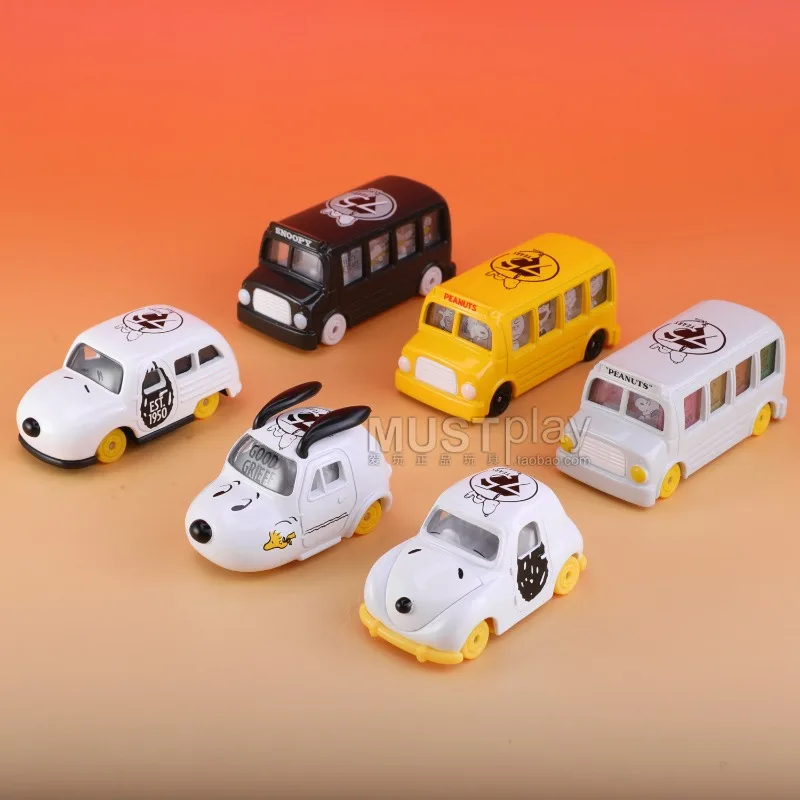 TAKARA TOMY Tomica Snoopy PEANUTS 75th Anniversary Special Edition Alloy Toy Motor Vehicle Diecast Metal Model Gifts