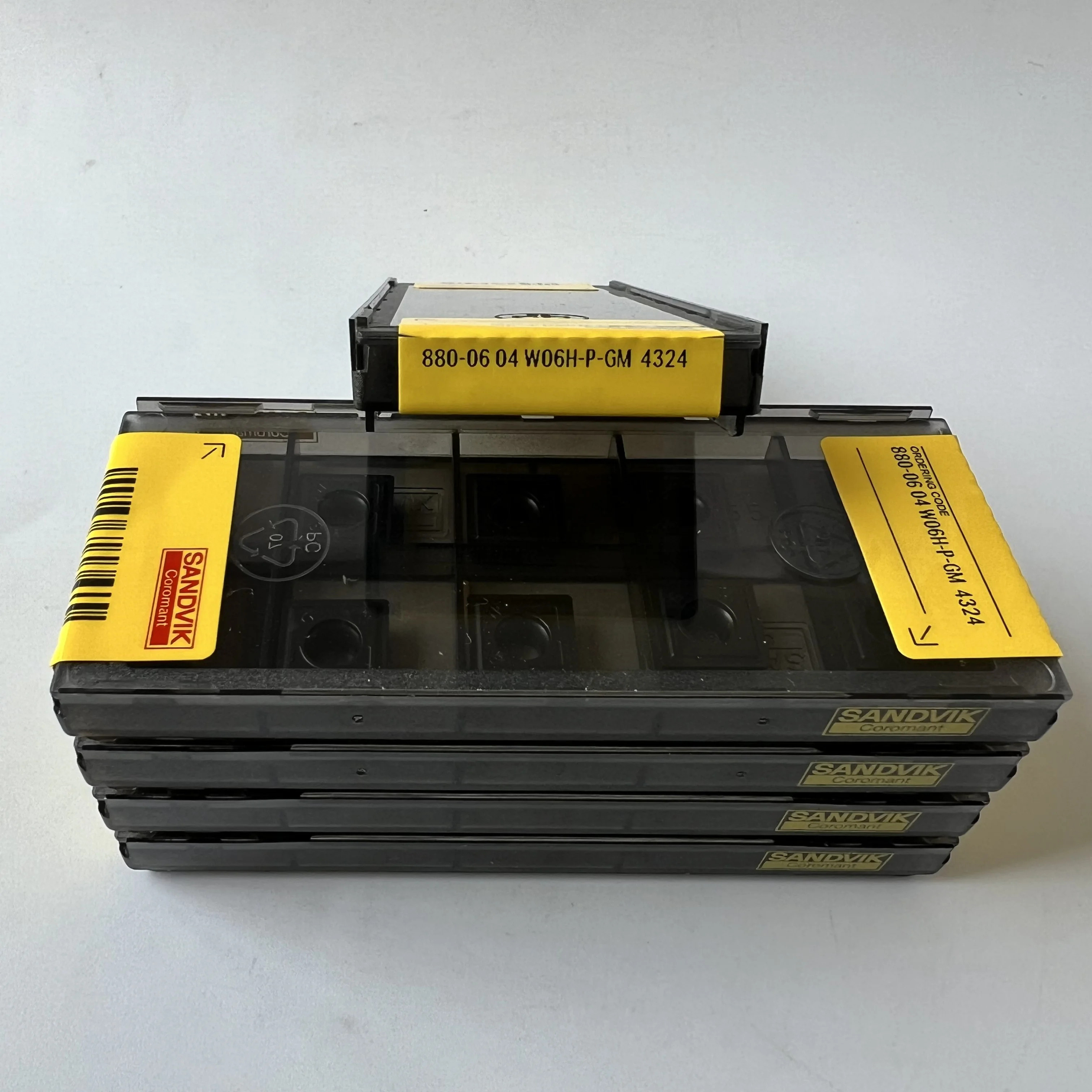 

880-0604W06H-P-GM 4324 CNC blade