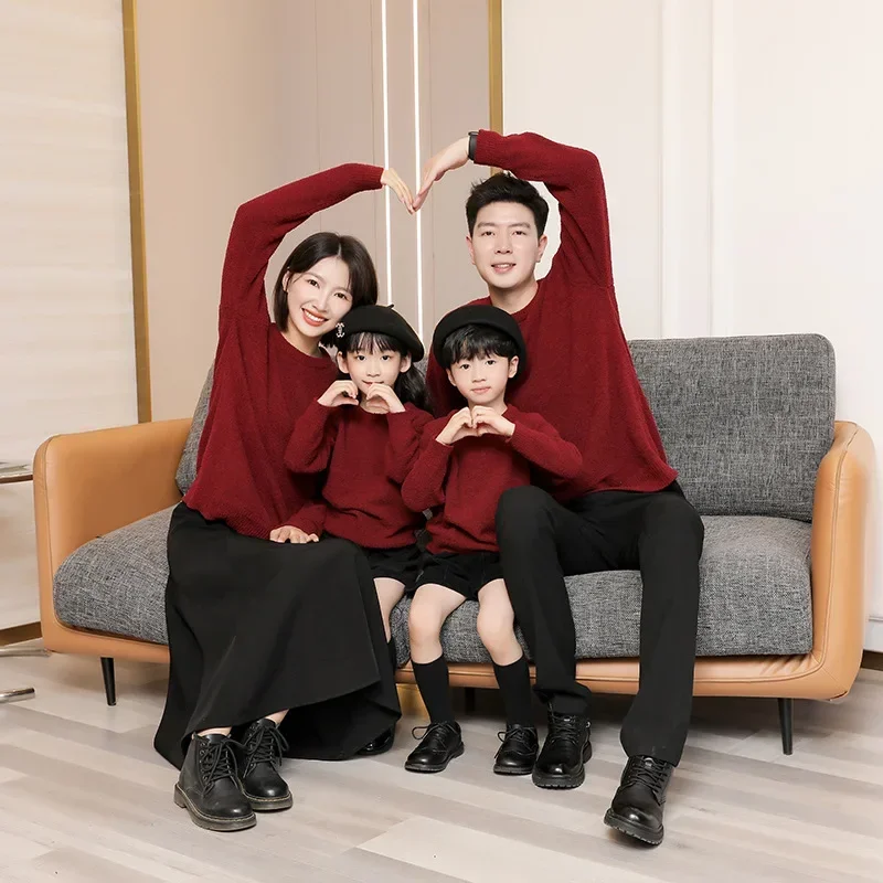 Parents and Children Knit Jumpers Family Sweater Tops Father Mother and Son Daughter Matching Clothes Mom Dad and Baby Clothing
