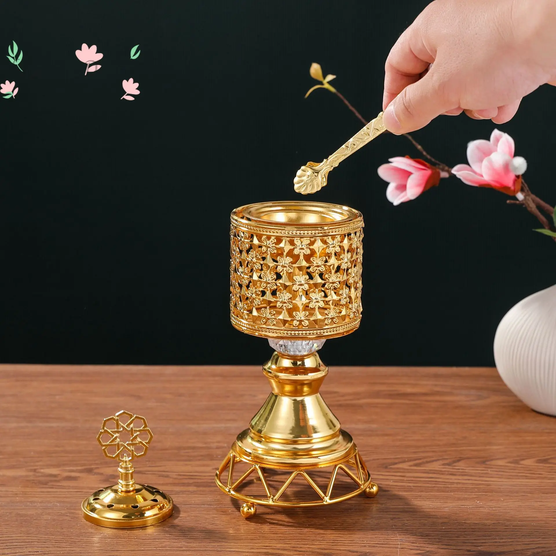 Carbon fire incense burner Middle East hollow wrought iron electroplating desktop ornament Middle East atmosphere decorative