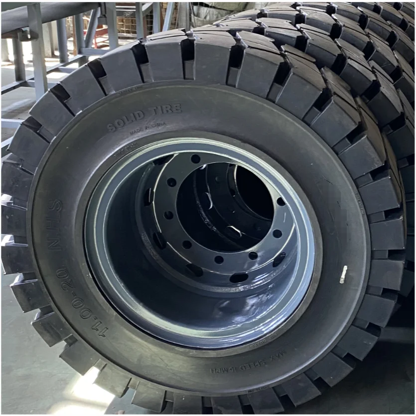 Solid Tire 9.00-20 9.00x20 9.00 20 900-20 Solid Tire For Port Trailer Scrap Yard Steel Metal Recycling Plant 6.50 7.00 Rim