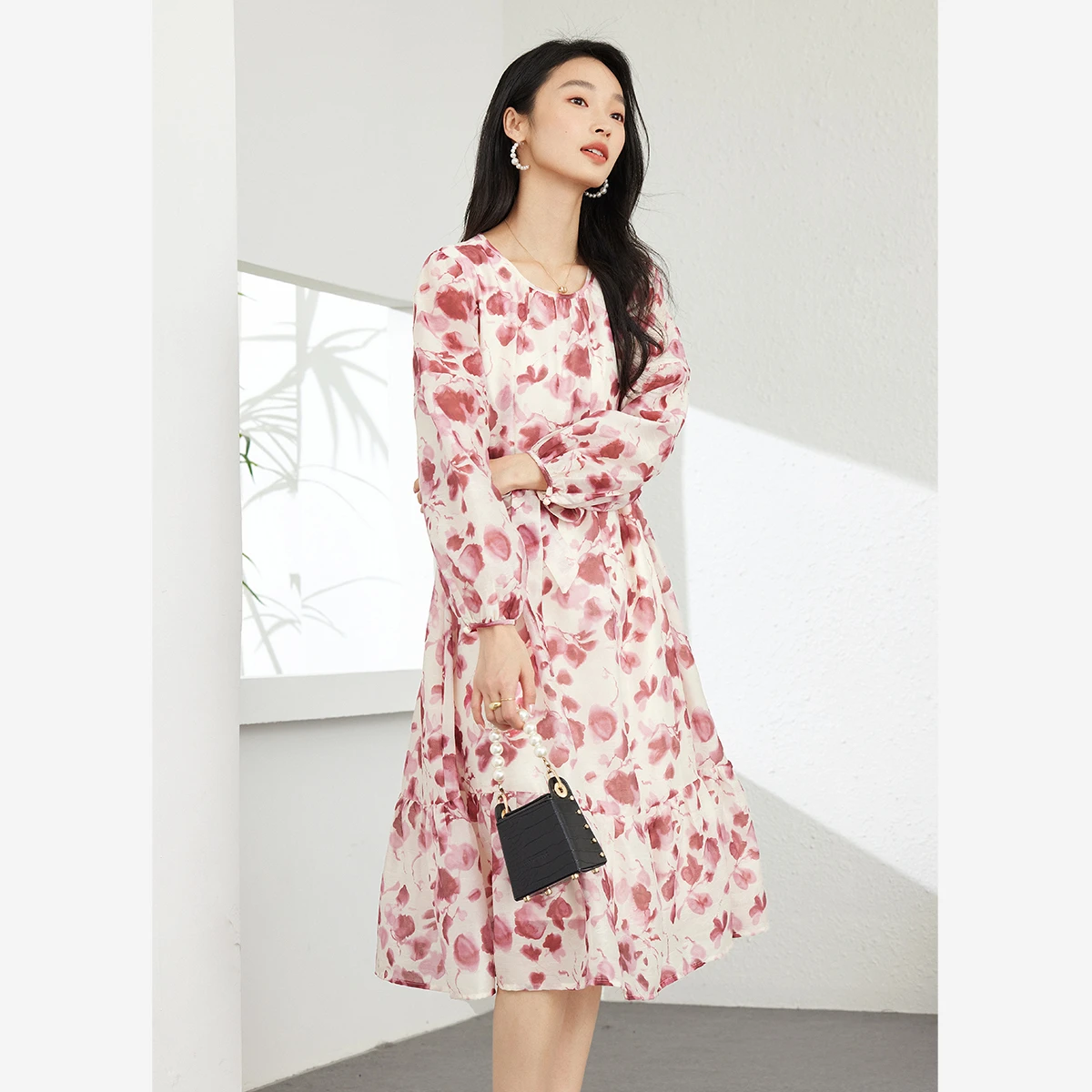 Vimly femmes thé robe florale 2025 automne manches bouffantes smocké taille cravate ceinture élégant Chic vacances Petite longue robe M2763