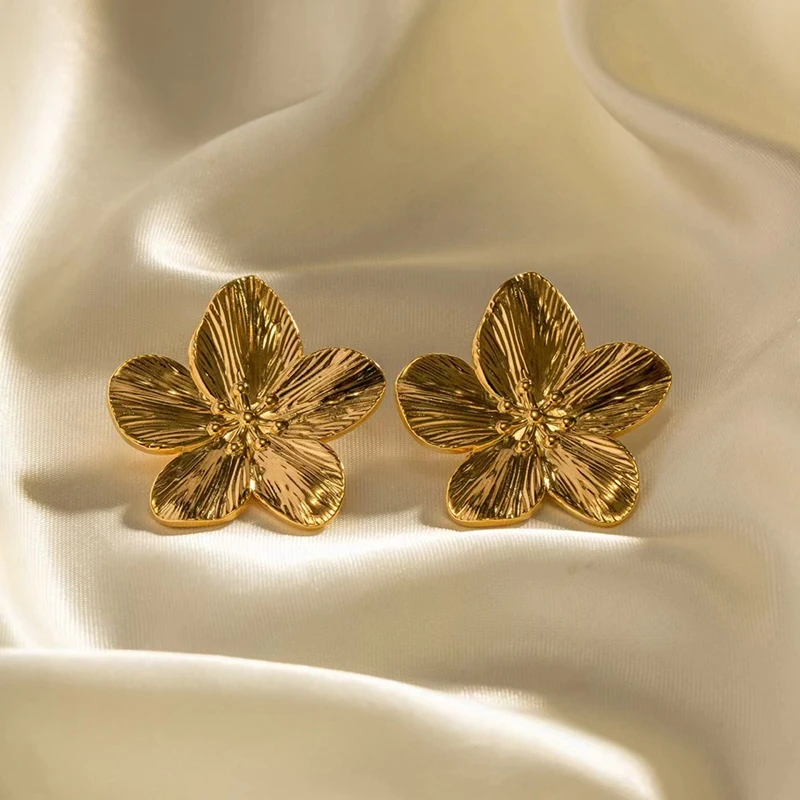 French courtly style metallic flower earrings high touch earrings