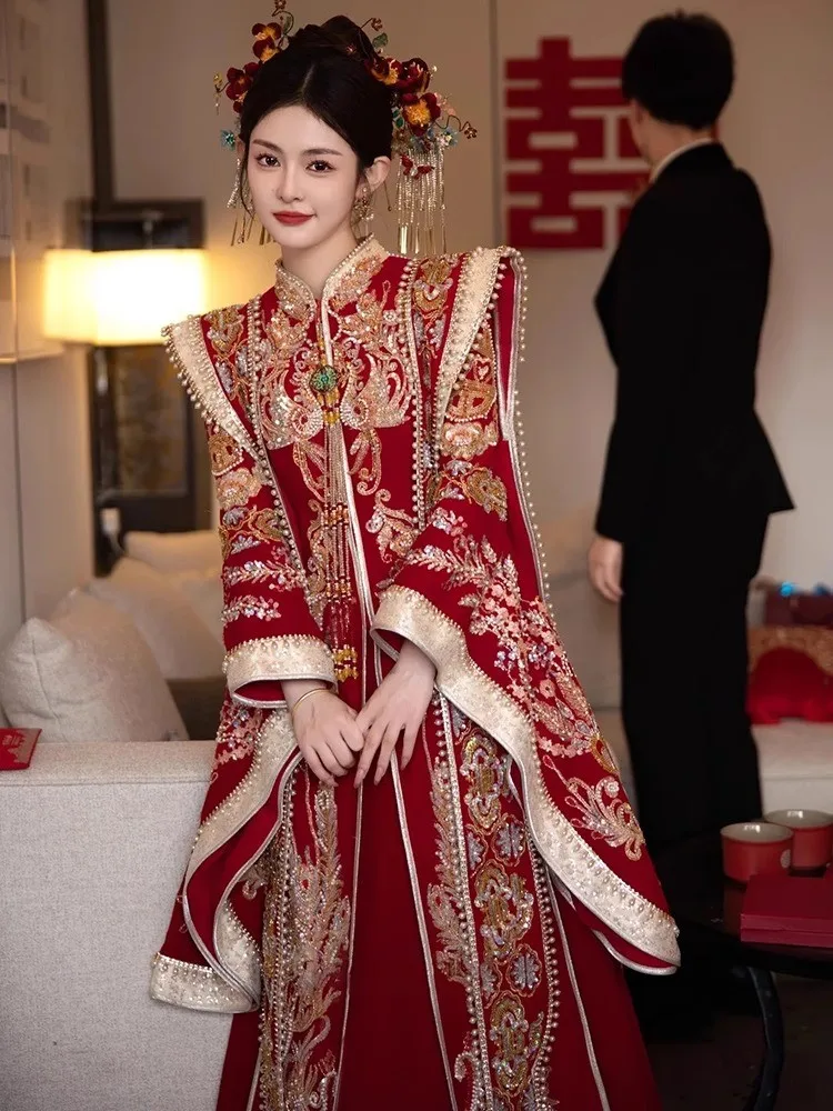 

Новое бархатное свадебное платье большого размера Hanfu в китайском стиле с короной Феникса и красной накидкой для женщин