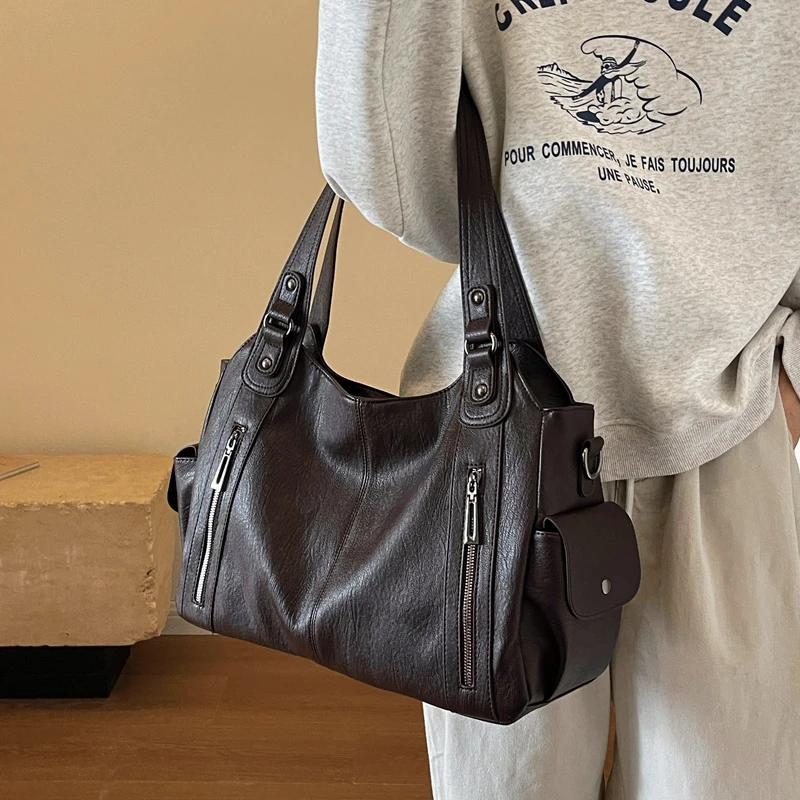 2024 High Quality Women\'s Bag New Fashion Trend Shoulder Bag Versatile Casual Large Capacity Commuter Zipper Handbag