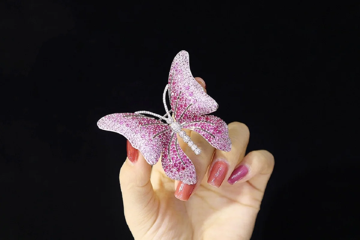 

Lovely Pink Butterfly Brooch and Pendant Dual-use S925 Silver Setting 5A Quality CZ Gemstone Jewelry for Lady Gift