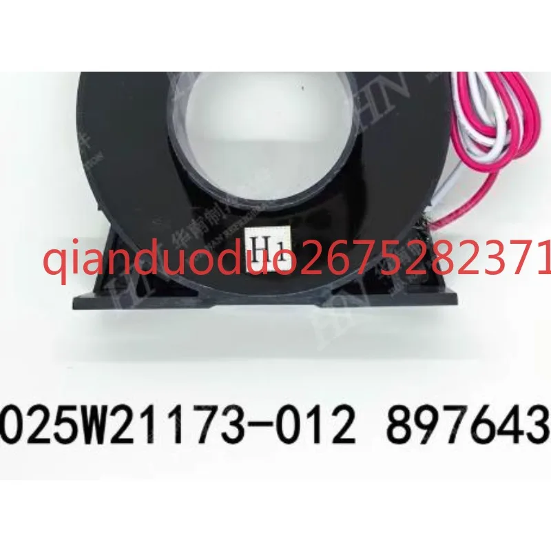 York Current Transformer 025W21173-012 897643 BH - 0.72-57 H - 801-0.1