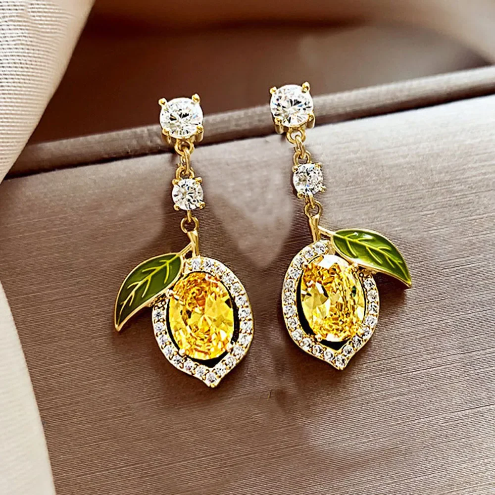 

1Pair Elegant Rhinestone Lemon-Shaped Drop Earrings for Women, Gold Tone Yellow Crystal & Green Enamel Leaf Earrings, Cute Fruit Design Statement Jewelry, Ideal for Daily Wear, Parties & Gifts