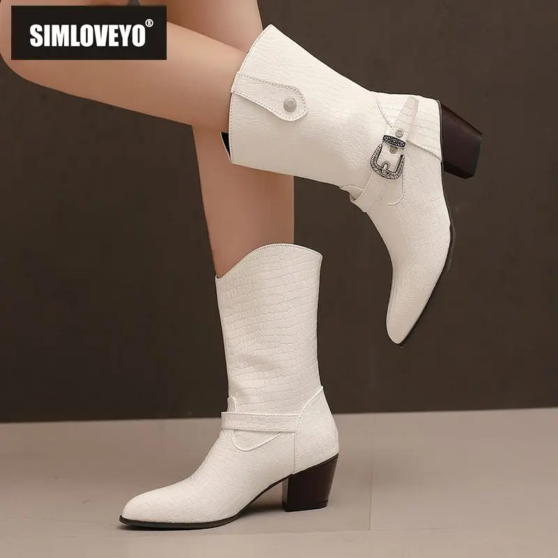 

SIMLOVEYO 2025 Милые женские туфли до середины икры с круглым носком на массивном каблуке 5 см, осенние слипоны, большой размер 46 47 48, модные туфли для свиданий Bota