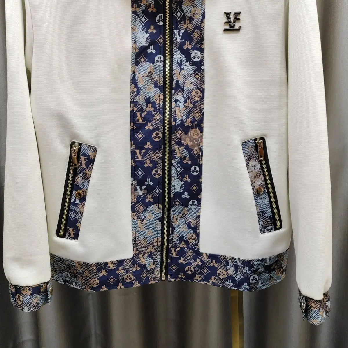 Spring and Autumn New Fashion Hooded Men's Versatile Top Men's Korean Trend