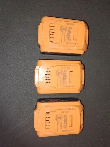 100%Original Dewalt… - image