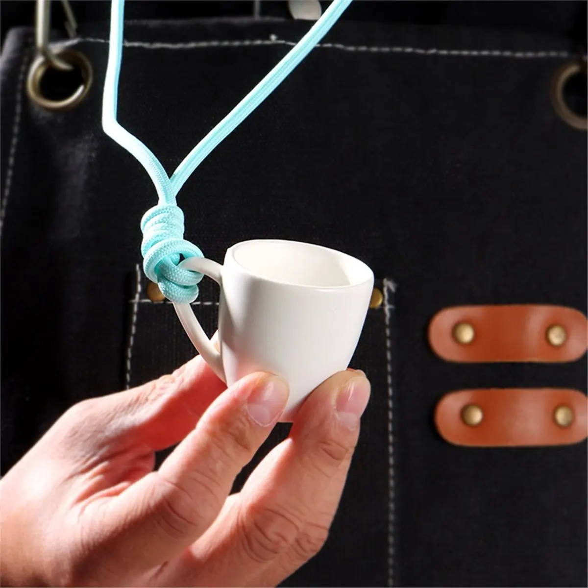 Mini V Sharped Havmore Coffee Brewing Pour over Coffee Dripper Shaped Brewer Dripper Ceramic Coffee Filter Cup Black