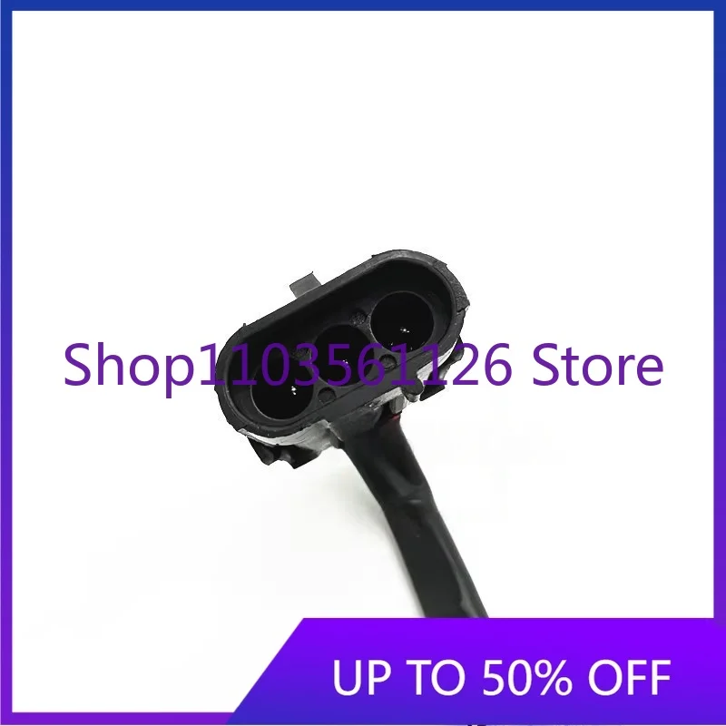 High Quality Oil Pressure Sensor Compatible with Various Tractor Models 2344 2366 2377 2388
