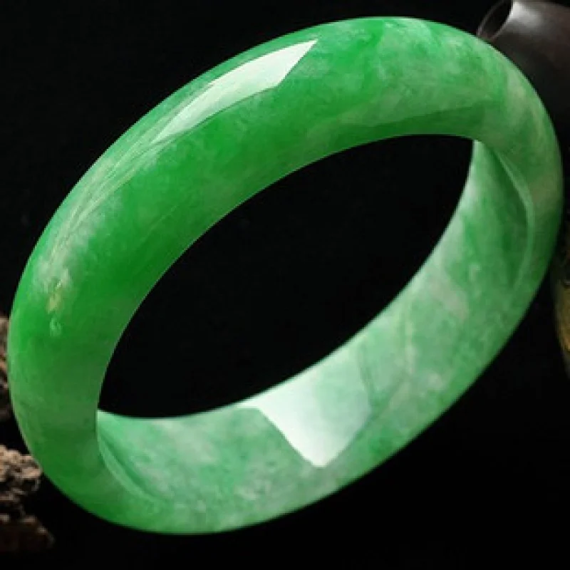 

Myanmar Full Emerald Green Ice-like Jade Bracelet