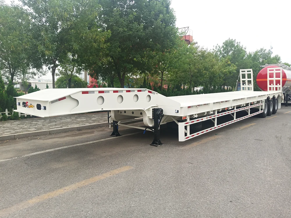 Popular Q345b T700 40000L Steel LowBed Semi Trailer 3 Axle and 4 Axle Container Truck Trailers for Sale