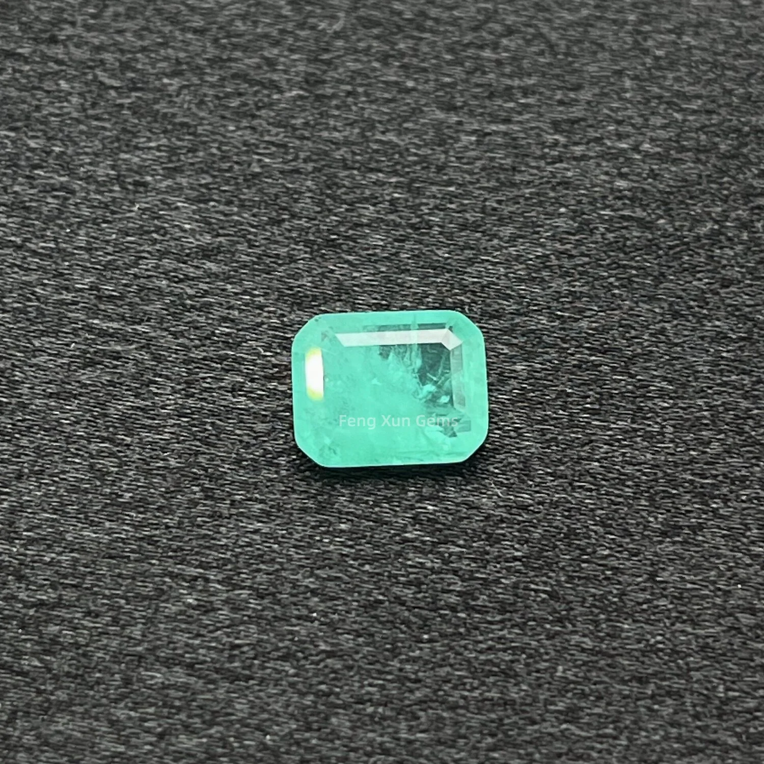 Emerald Shape Synthetic Gemstones Paraiba Green Glass Loose Stone 5*7mm With Cracks Inclusions Inside For Design Jewelry