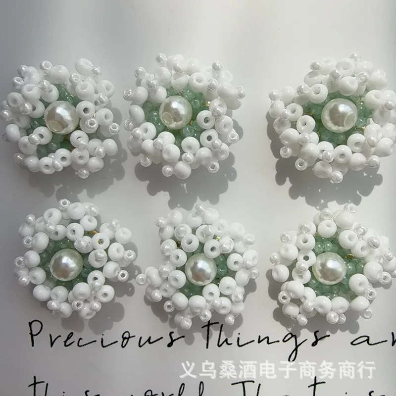 Handcrafted Mint Green Beaded Blossom Semi Finished Anti Exposure Clasp for Clogs Simple Embellishment DIY Beaded Buckle Craft