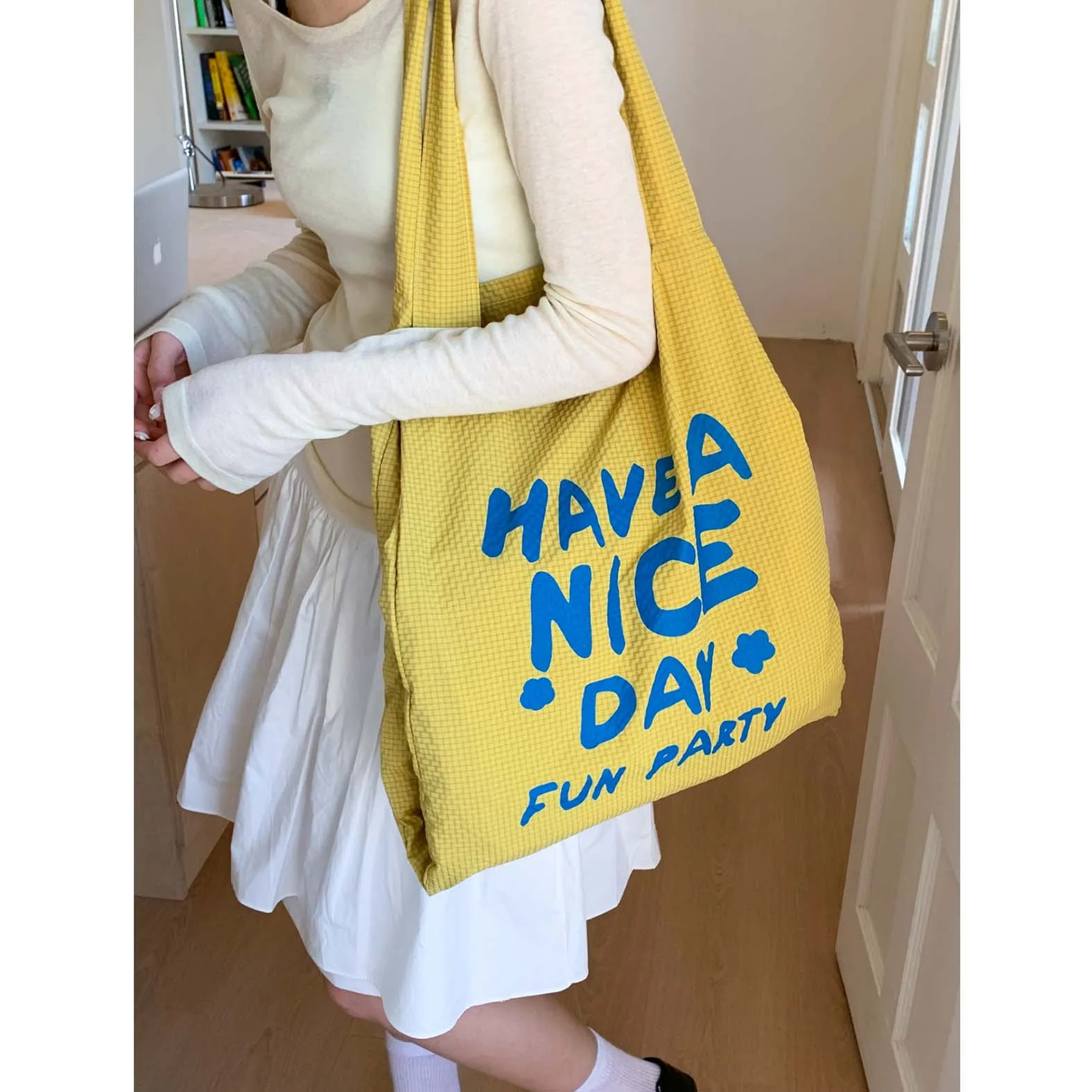 

Korean style fresh canvas bag for women 2025 new summer lazy style versatile shoulder bag, large capacity tote bag