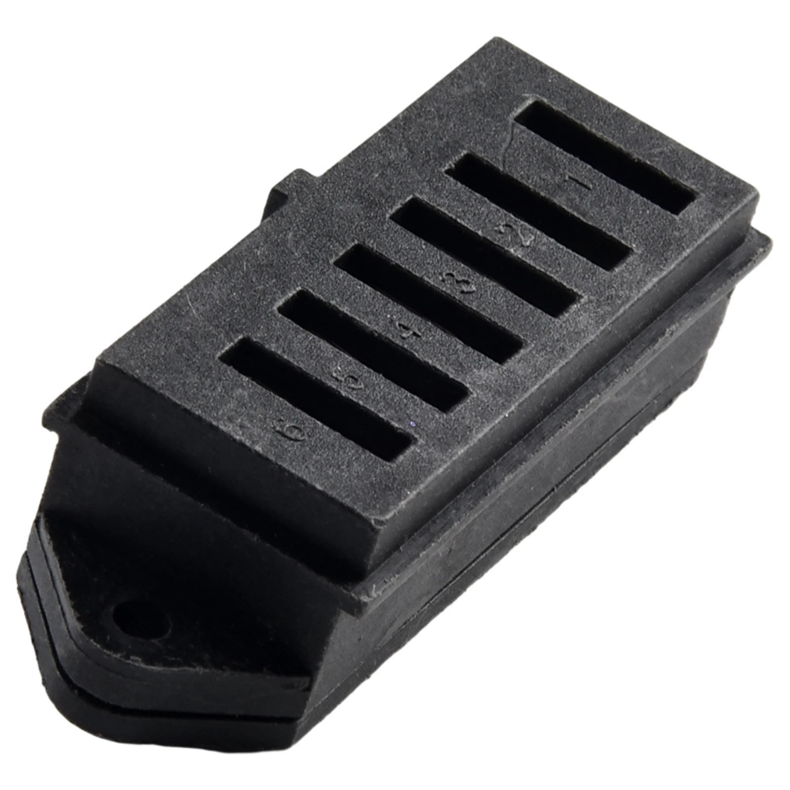 Electric Bike Battery Box 6 Pin Discharge Connector 125V 15A Current Rating ABS Material Male or Female Connector Type