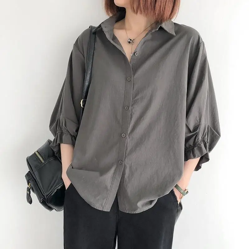 Einfarbiges Rüschenkanten-Laternenärmel-Oberteil mit Sieben-Viertel-Ärmeln Einreihiges Hemd Frühling Sommer Neue Koreanische Version Damen Locker Sitzende Übergrößen-Bluse – Detail 6