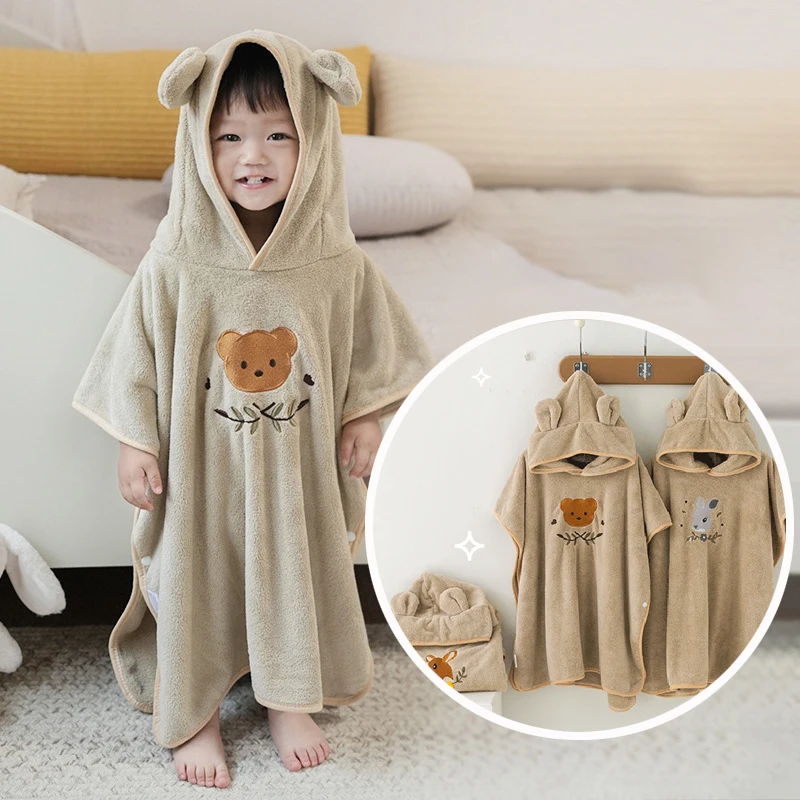 Hooded Baby Bath Towels Embroidery Kids Bathrobe Soft Coral Velvet Baby Bath Items Cartoon Infant Shower Wear Cloak 60*120cm