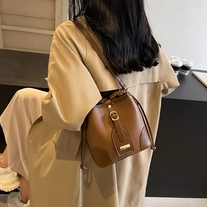 Women Fashion Bucket Bag Texture Everything 2025 Fall Fashion New Single-shoulder Crossbody Bag Solid Color Saddle Small Bags