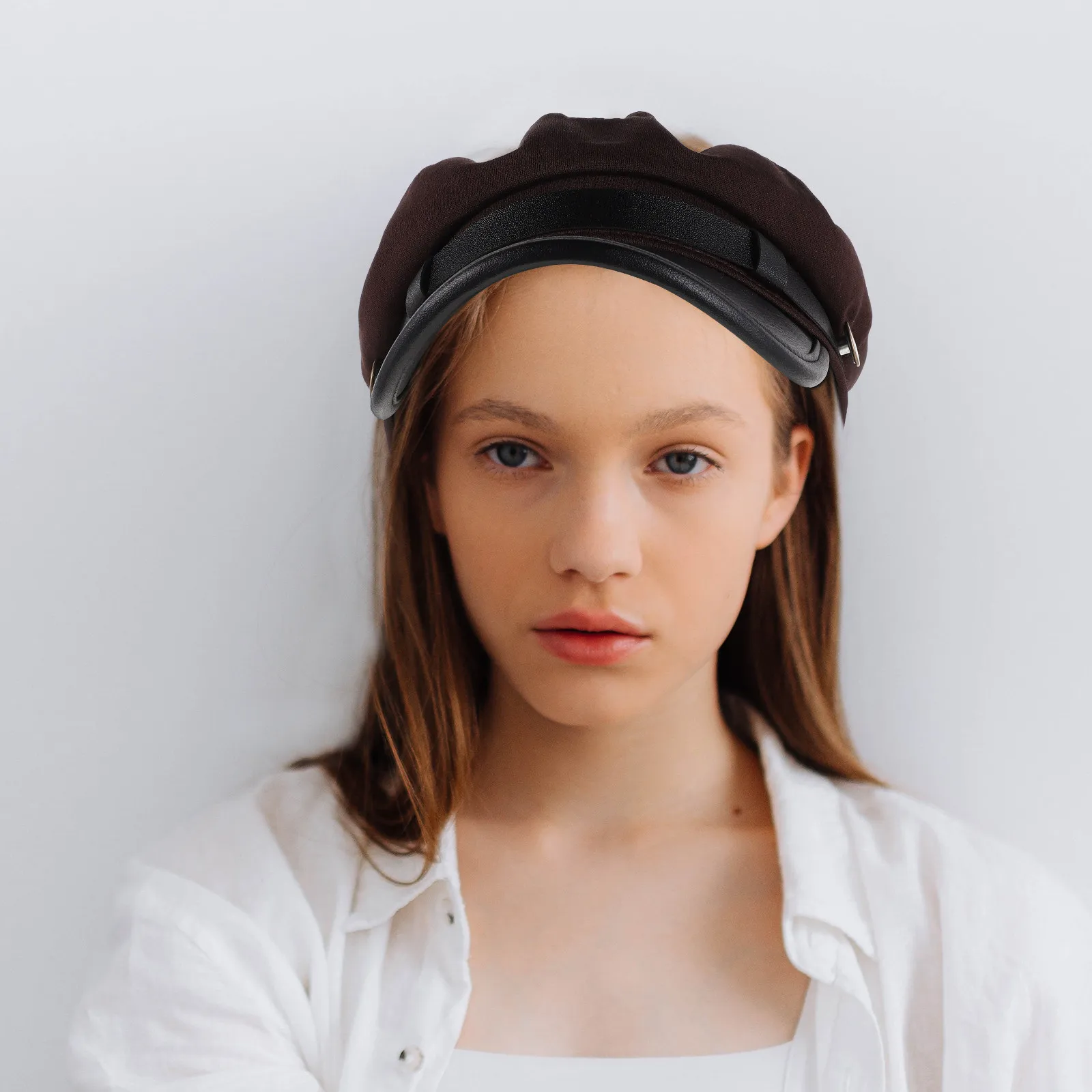 Brown Newsboy Cap Vintage Coffee Color Flat Top Chauffeur Hat Unisex Captain Sailor Beret Hat for Travel Costume Party Halloween