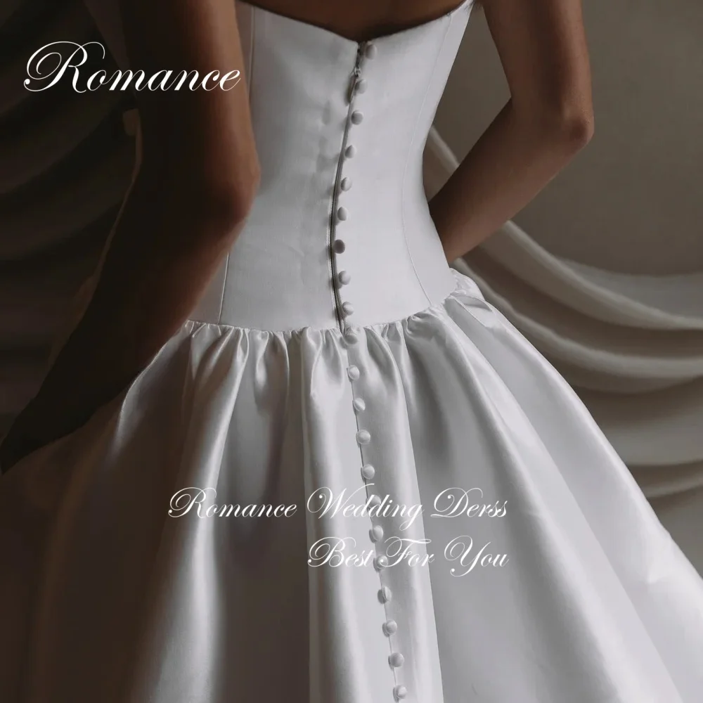 Moderno sem alças a linha vestidos de casamento de cetim feminino 2025 plissado sem costas sem mangas busttons trem vestidos de novia personalizado