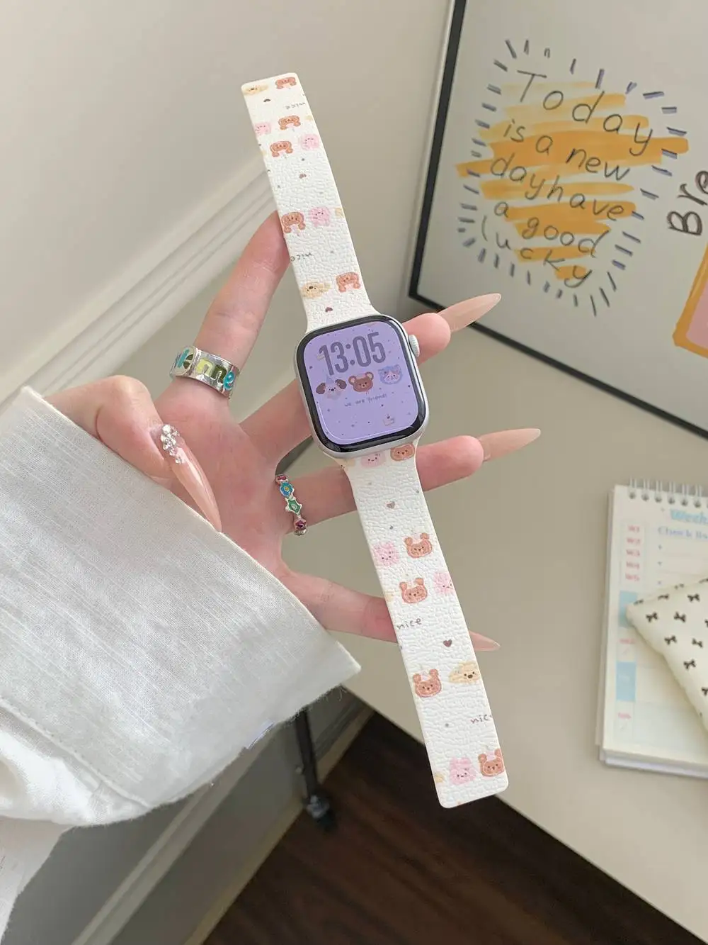 Neues magnetisches Cartoon-Armband Silikonschleife Correa für Apple Watch Band 38mm 40mm 41mm 42mm 44mm 45mm 46mm 49mm Armband