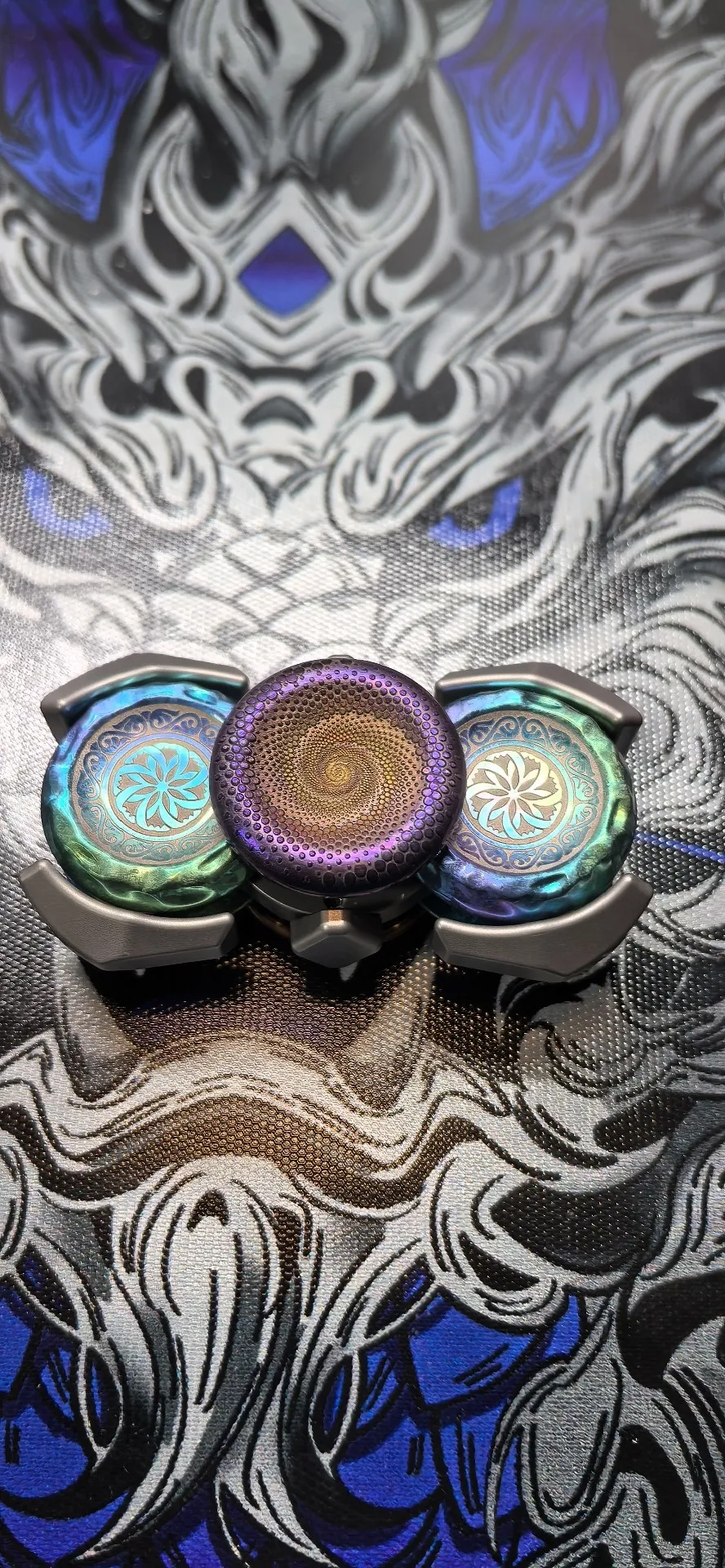 Used EDC Titanium Brittle Wave + Two YH Dog Gnaw Ice Crystal Titanium Pair Lock + Titanium Purple Screw Lock