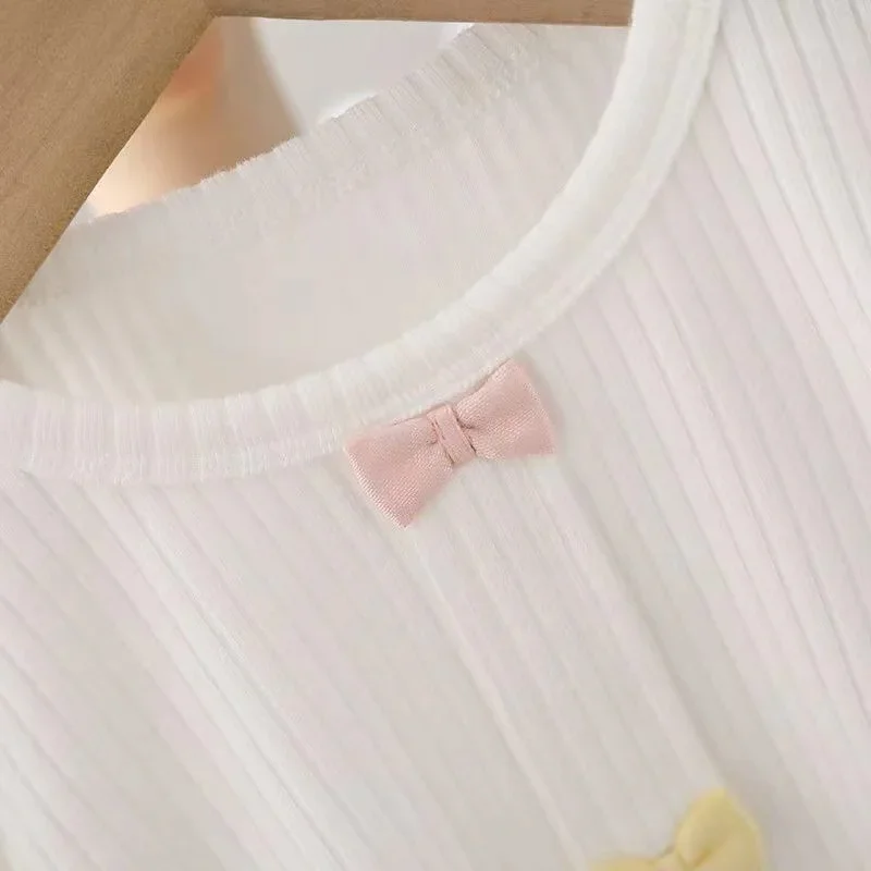 Mädchen Herbst Blumen-Unterziehshirt Mädchen Flügelärmel T-Shirt Kleines Mädchen Trendiges Netz-Rot Baby Kinder Unterziehshirt Süße Oberteile – Detail 6