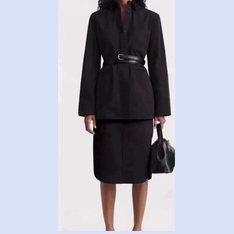 Nordic Herbst neues einfaches lockeres dunkelbeiges Baumwollhemd mit halboffenem Kragen und aufgesetzter Tasche und langen Ärmeln