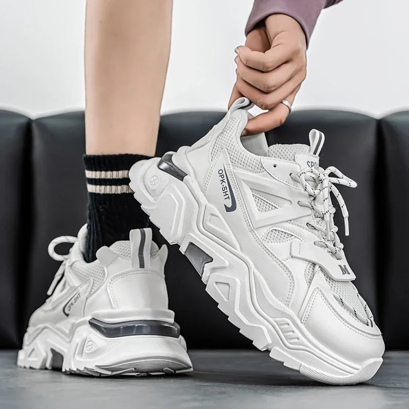 

Men's Casual Sports Shoes Four Season New Breathable Thick Sole Non-slip Comfort Outdoor Running Shoes Students Classic Sneakers