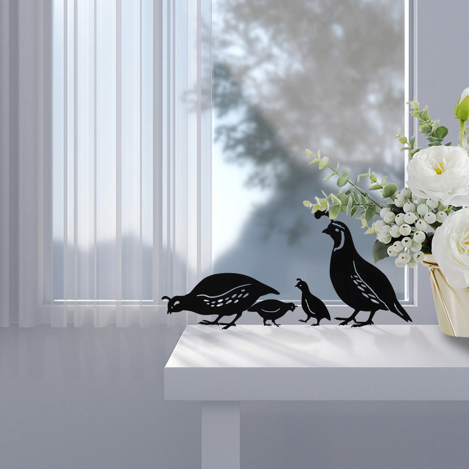 

4Pcs Garden Landscape Decoration Metal Quail Outdoor Lawn Yard Creative Metal Yard Ornaments Vivid Animal Decor