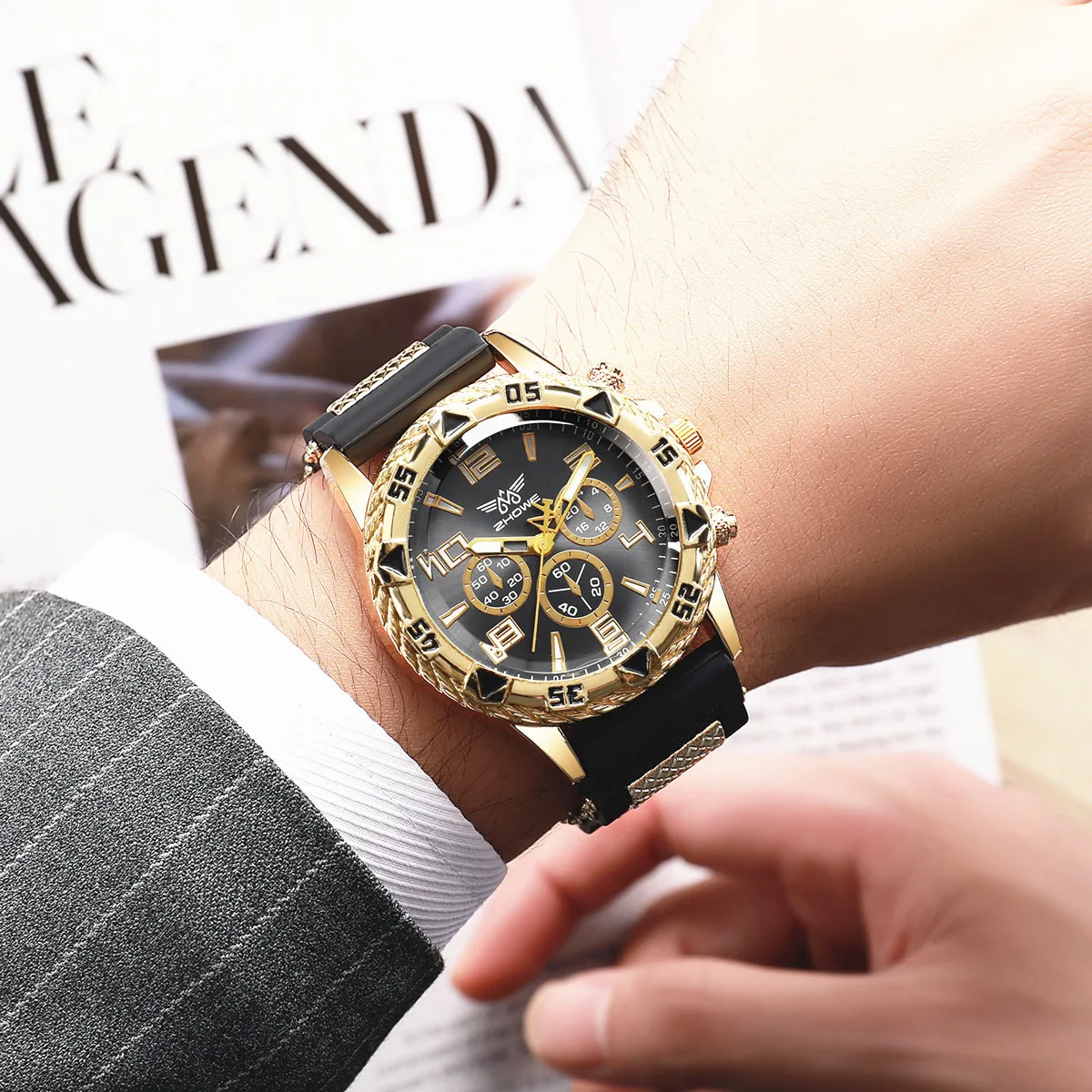 UTHAI CQ265 레저 실리콘 테이프 쿼츠 시계 패션 트렌드 남자 시계 스포츠 비즈니스 시계 선물