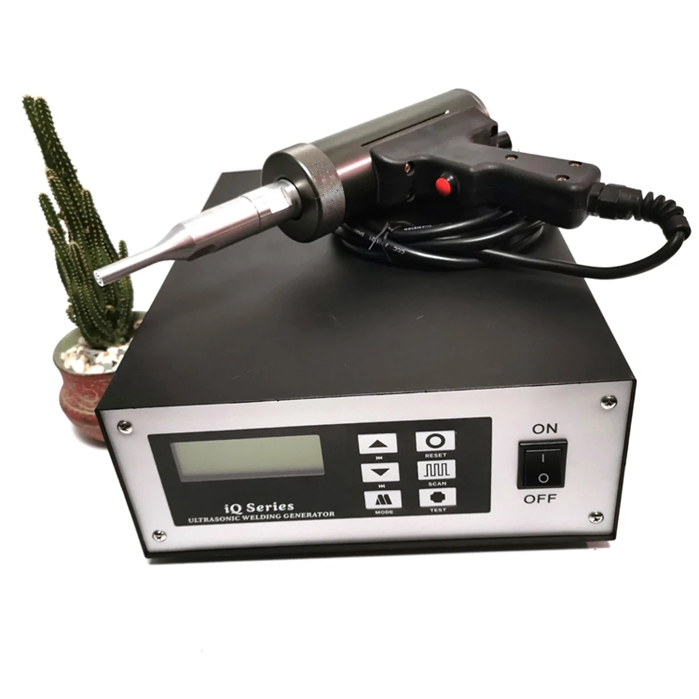 40Khz 500w Hand Held Spot Sonic Welder Nonwoven Fabric Plastic Melting Ultrasonic Soldering Machine