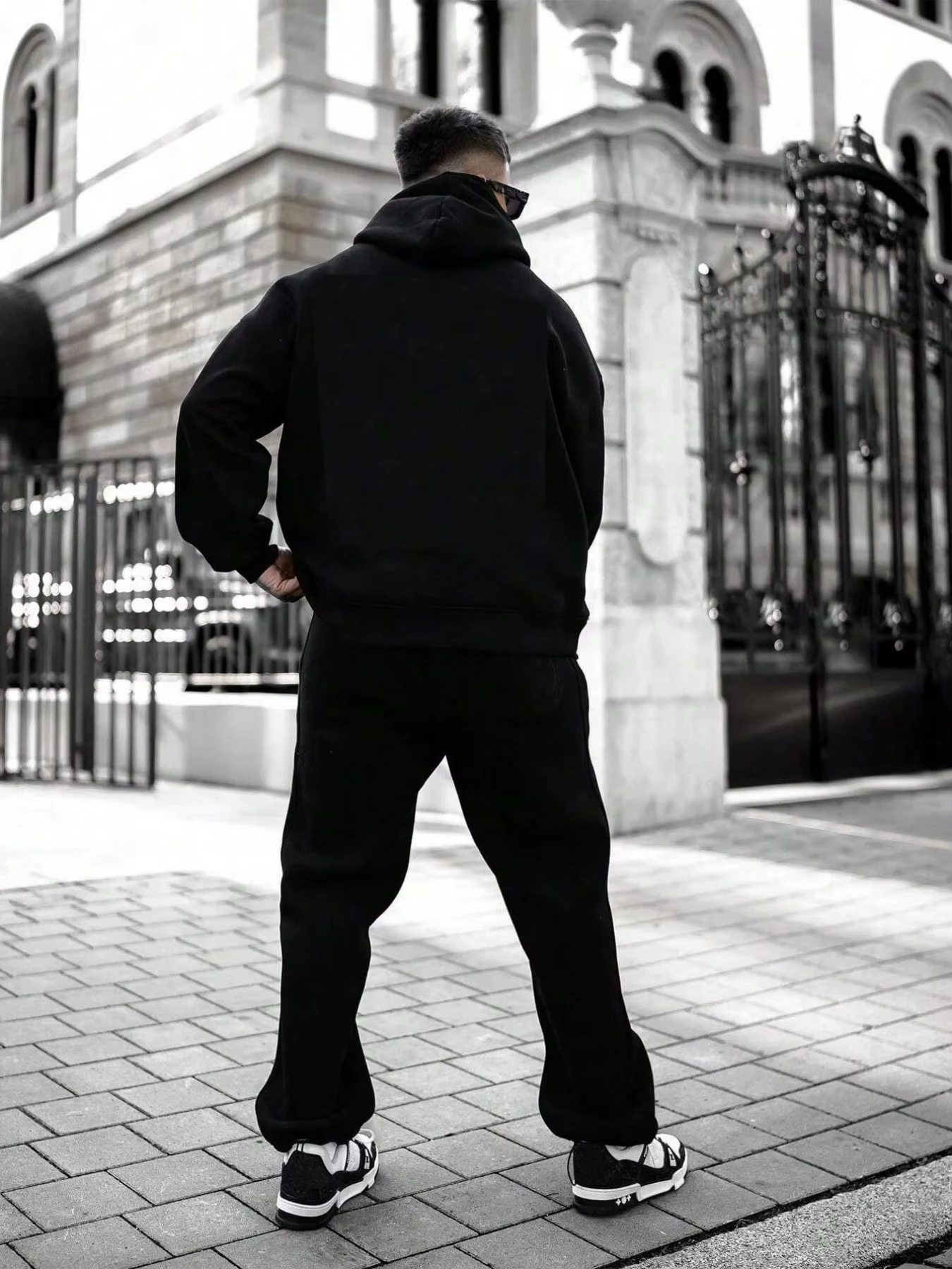 

Men’s fall_winter set_ hoodie + corduroy pants! Breathable hoodie thick warm pants One set for outfits fall_winter must-have