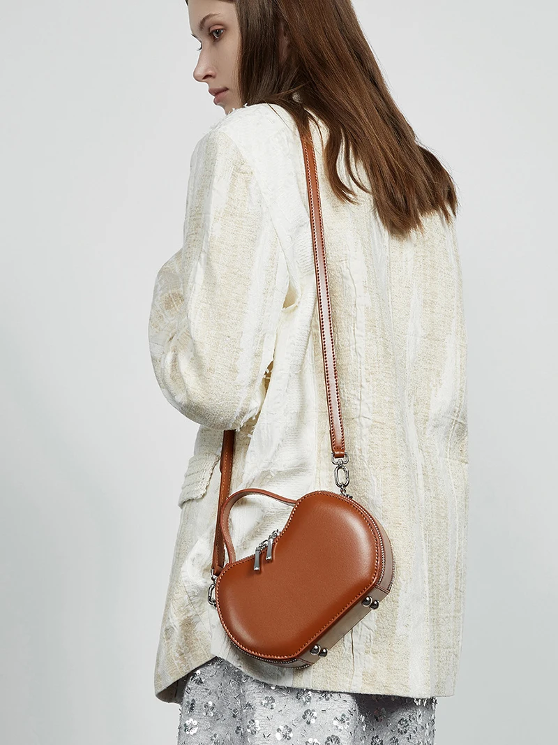 

Niche Design Red Fashion Bag Women 2025 Mini Handbag Female Commuter Shoulder Bag Trend
