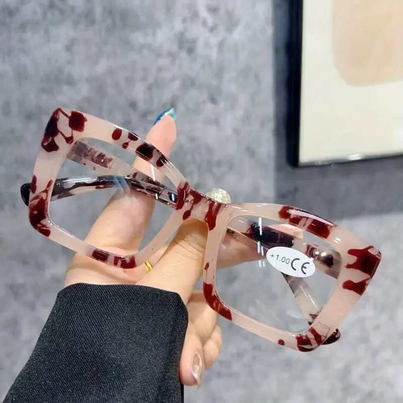 4-Pack of Fashionable Classic Retro Floral Trendy High-Definition Reading Glasses, Multi-Pack Set, Lightweight and Portable, Suitable for Daily Use at Home, Office, or When Going Out, Available in Prescriptions from +1.0 to +3.5