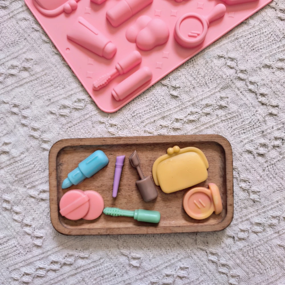 1 قطعة كيس مكياج 16 فتحة على شكل قالب سيليكون، يستخدم للشوكولاتة والحلويات والبسكويت وقوالب خبز غير لاصقة ذاتية الصنع