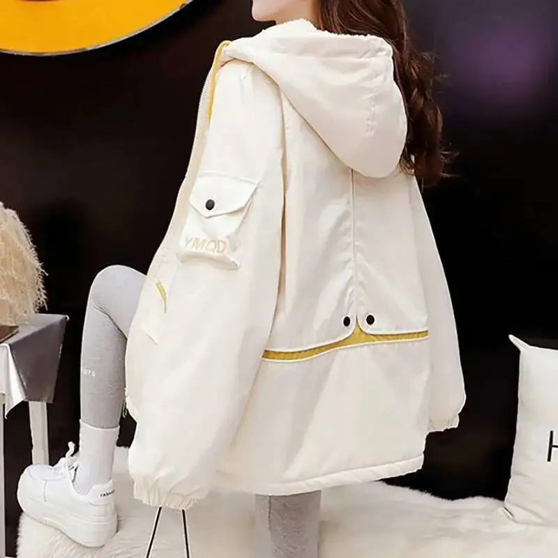 موضة المخملية رشاقته الدافئة 2025 جديد غير رسمي فضفاض مقنع يندبروف الدانتيل متابعة جيوب الرسالة معاطف قطنية متعددة الاستخدامات #5