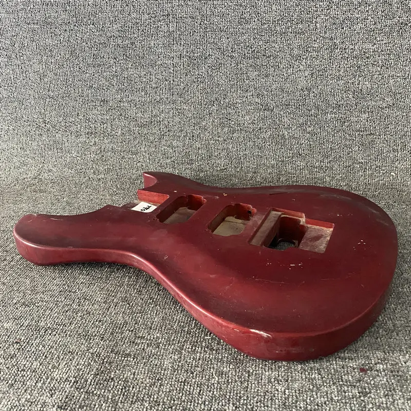 DB042 Custom Order Floyd Rose Electric Guitar Unfinished 6 Strings Guitar Body Wine Red Color in Solid Wood with Damages diy