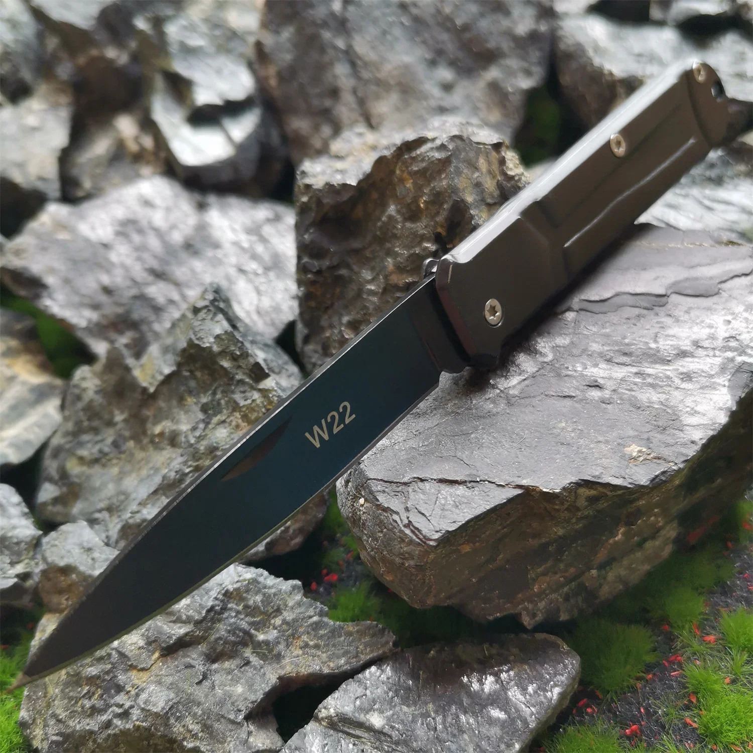 Coltello pieghevole da 5,9" con lama di durezza 58HRC, coltello tascabile compatto in acciaio inossidabile per EDC tattico, sopravvivenza all'aperto e campeggio