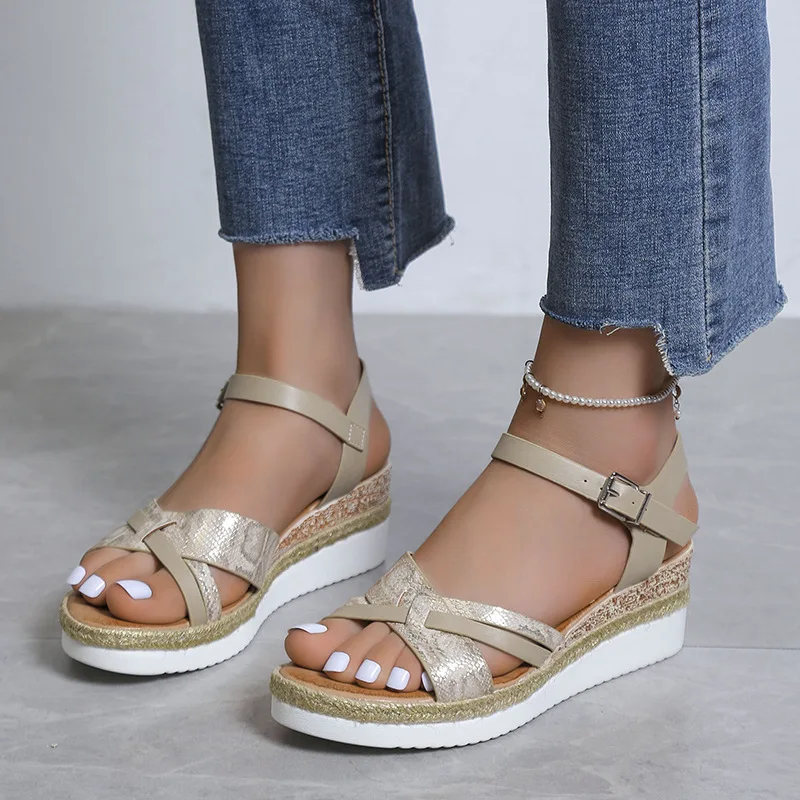 

2024 Summer Women Serpentine Sandals Ladies Casual Roman Shoes PU Leather Thick Med-Heels Wedges Buckle Solid Plus Size Modern