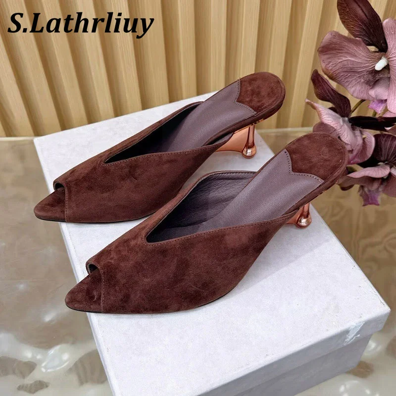 Einfarbige spitze Wildleder-Slipper mit Keilabsatz, modische flache High-Heel-Schuhe, Party-Slipper, modische Büro- und Pendler-Slipper